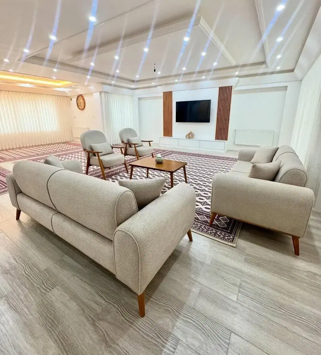 مبل همشهری کد ۲۷۵۵۲۸|مبلمان خانگی و میز عسلی|تاکستان, |دیوار