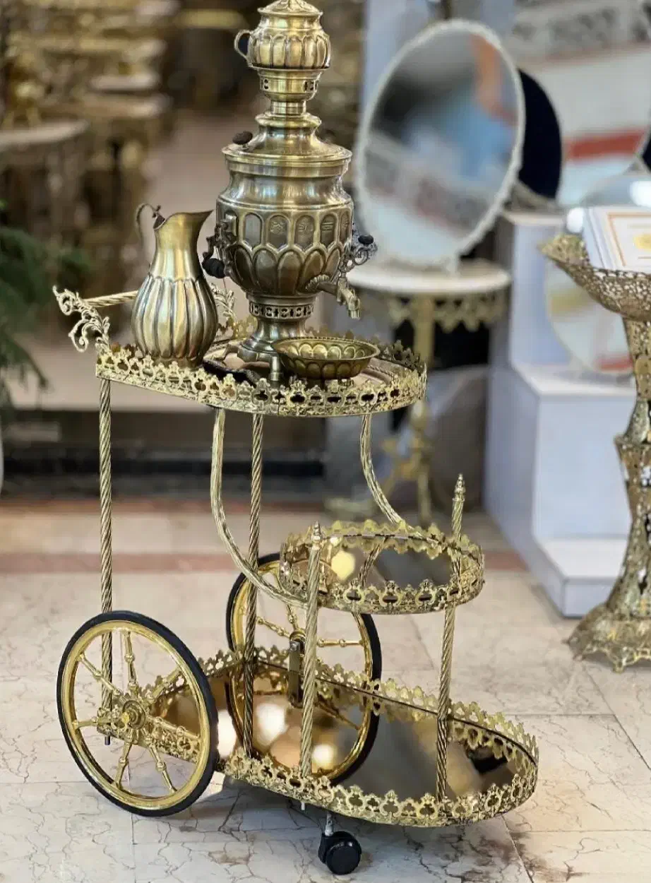 میزبار برنز با طراحی خاص (برنز رمانتیک)|صنایع دستی و سایر لوازم تزئینی|کرمانشاه, |دیوار