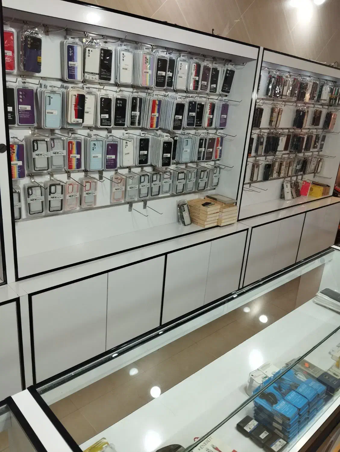 ویترین|فروشگاه و مغازه|سنندج, |دیوار