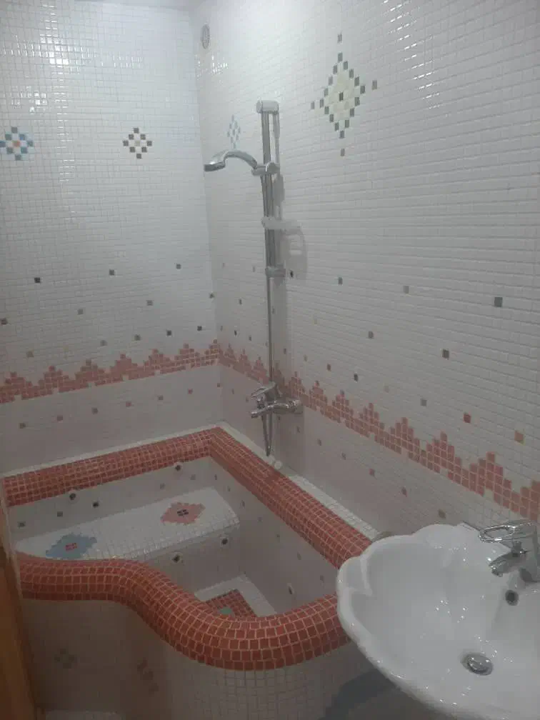 125متر آپارتمان باکلیه امکانات تهران نوامامت