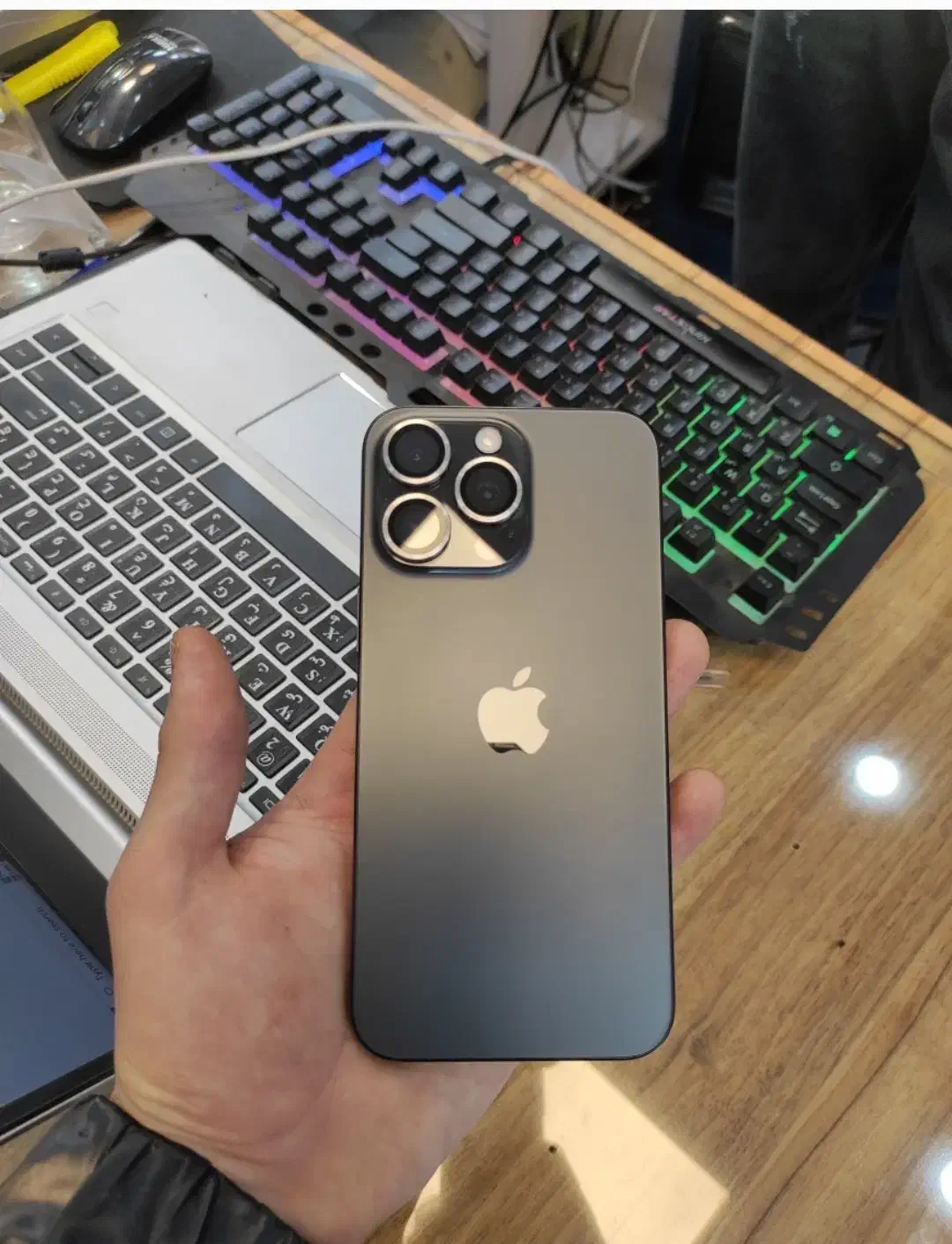 گوشی آیفون 15Pro max سری zaa با حافظه 512 گیگ|موبایل|مشگین شهر, |دیوار