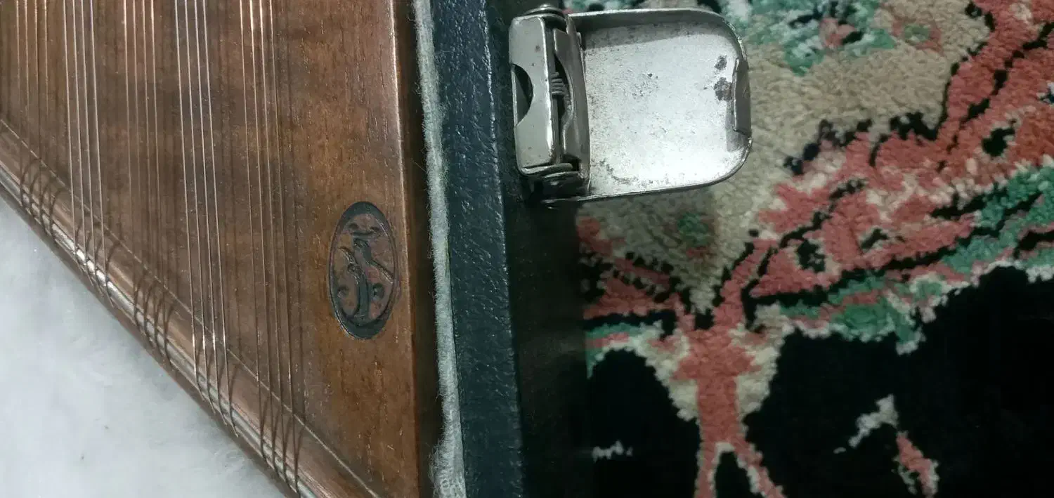 سنتور سالم درحد|سازهای سنتی|آبیک, |دیوار