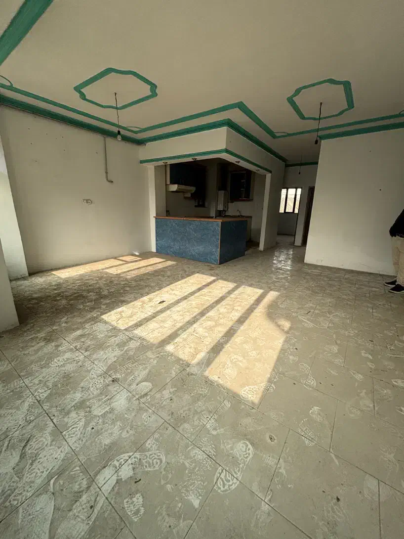 ۸۲متری/خوش نقشه/پارکینگ/محدوده شلات|فروش آپارتمان|آستارا, |دیوار