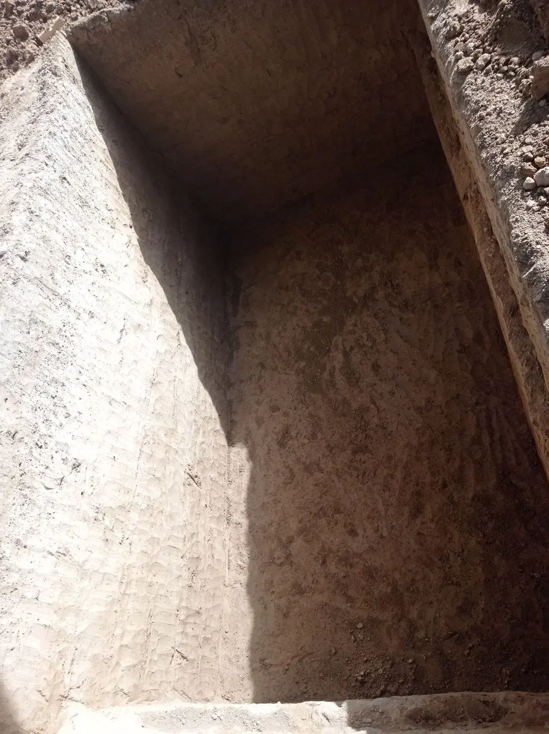 حفر چاه کنی|خدمات پیشه و مهارت|گنبد کاووس, |دیوار