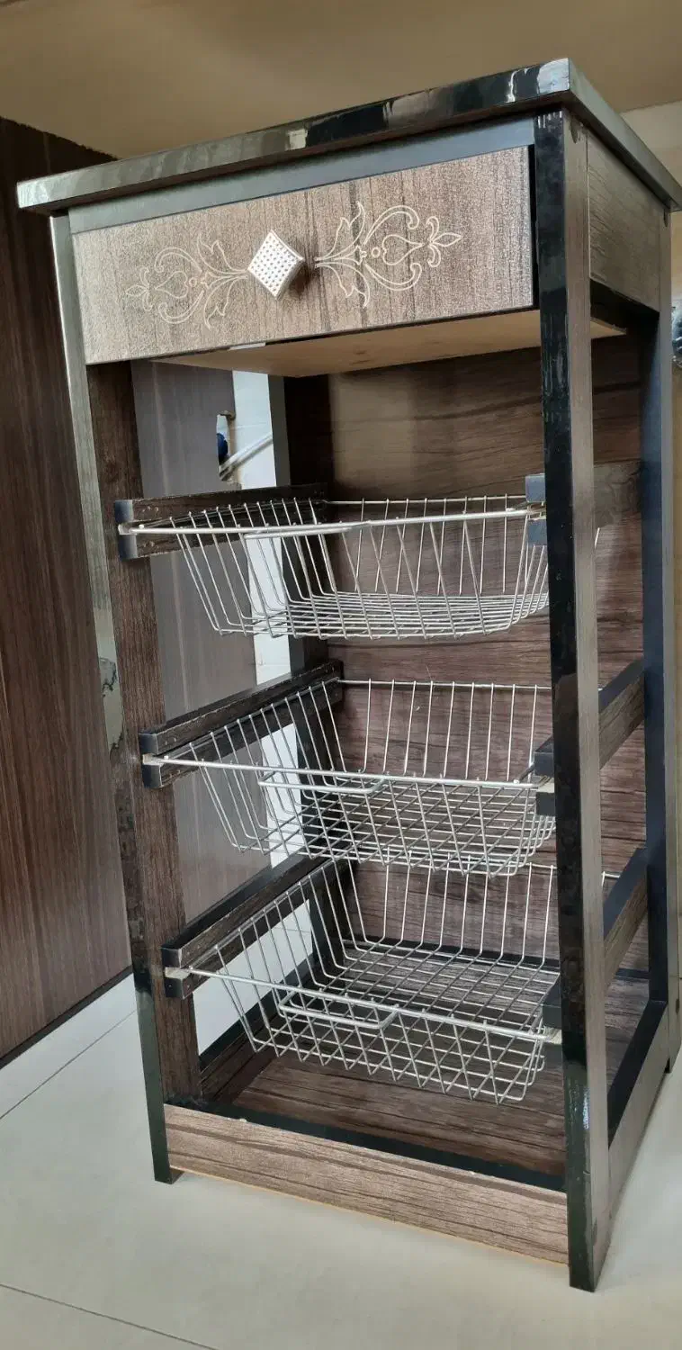 جا سیب زمینی و پیاز|مبلمان خانگی و میز عسلی|اصفهان, بهاران|دیوار