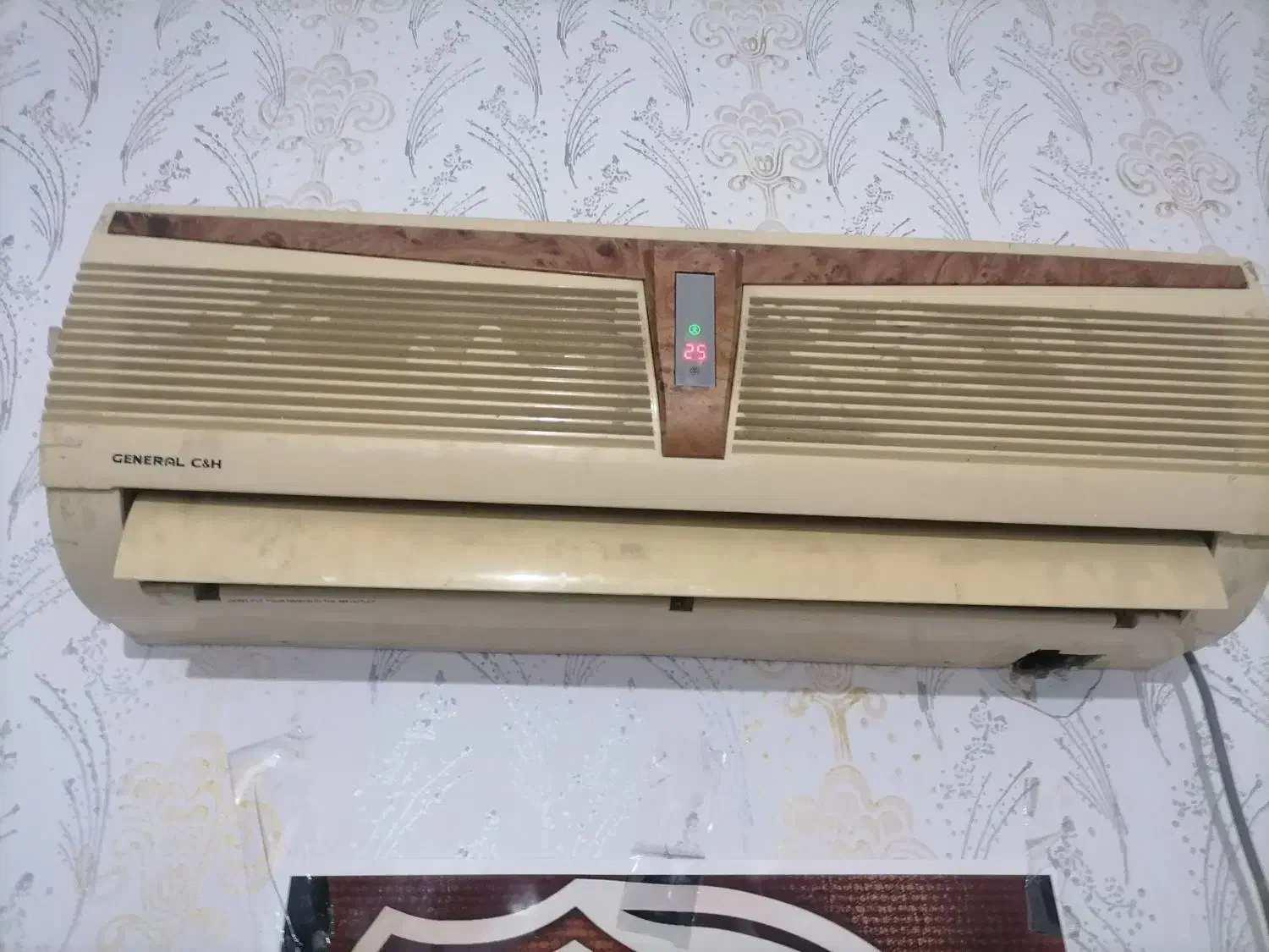 اسپیلت 10 هزار|کولر گازی و فن‌کوئل|گرگان, |دیوار