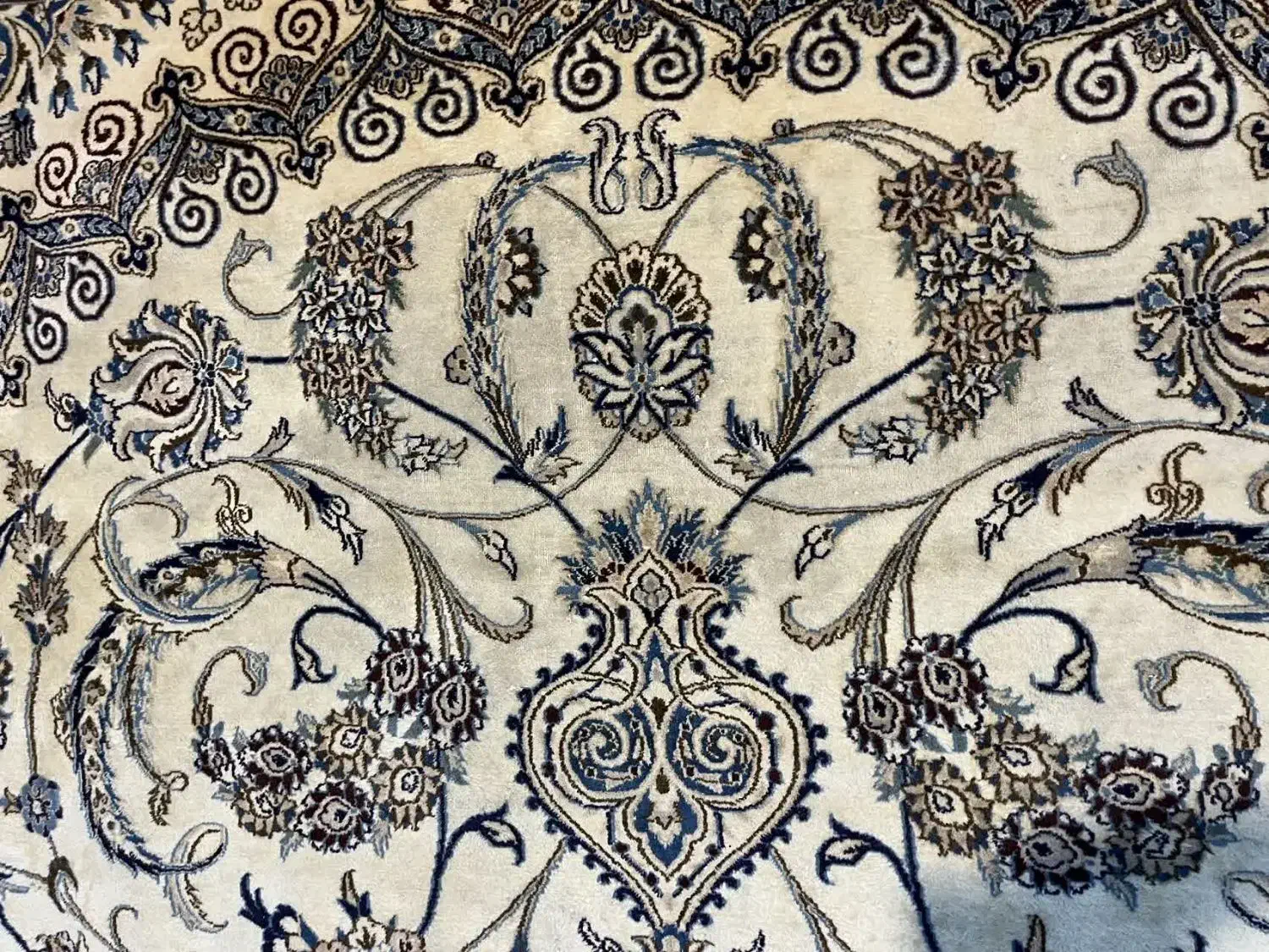 نقشه نایین  به ابعاد 520*400|فرش|ورامین, ورامین|دیوار