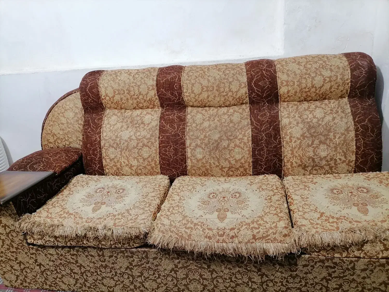 مبل کارکرده|مبلمان خانگی و میز عسلی|علیآباد کتول, |دیوار