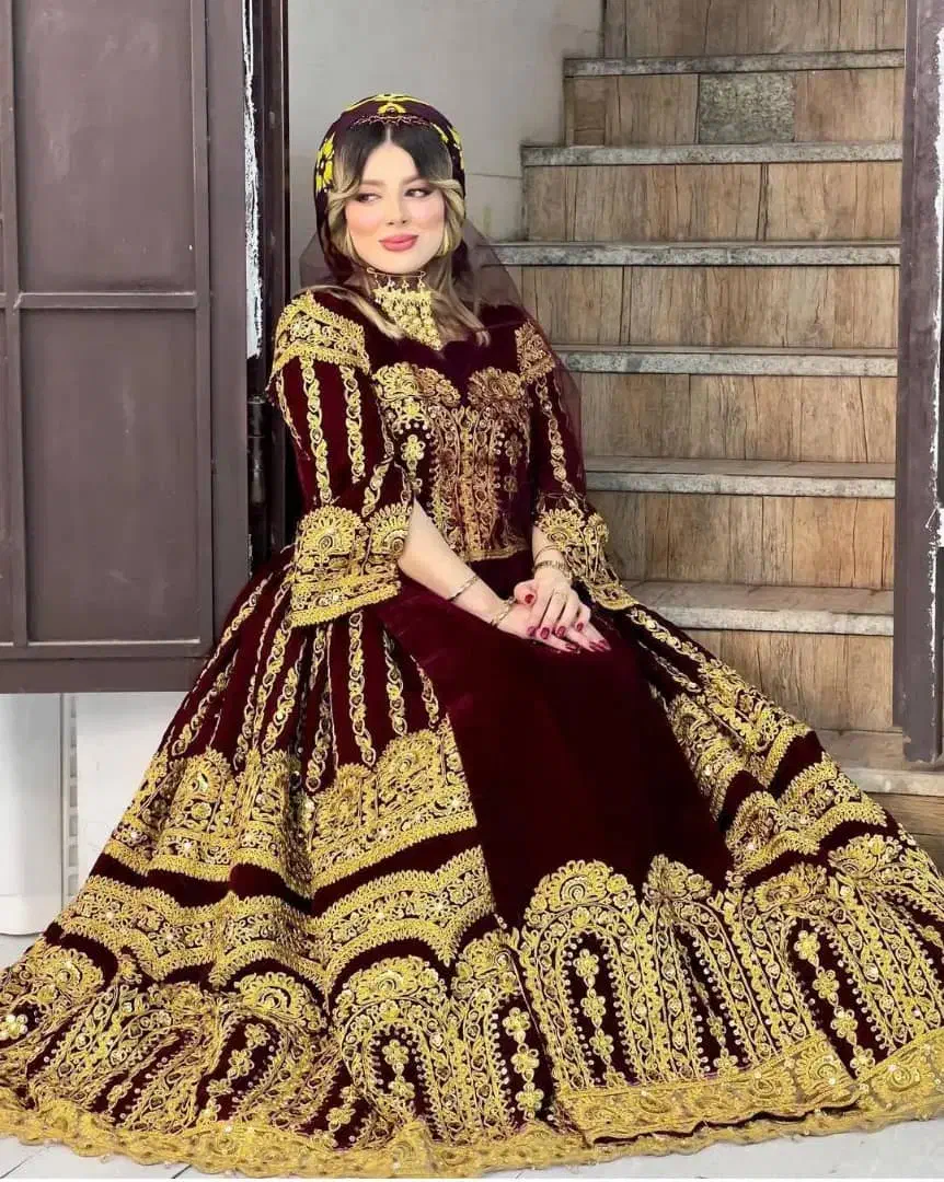 کرایه لباس محلی مدل درباری محلی مشکی و زرشکی|لباس|شیراز, شاهچراغ|دیوار