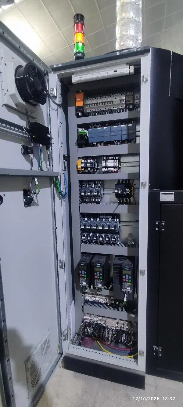 برق کار صنعتی وساختمان. الکترو موتور و تابلو برق|خدمات پیشه و مهارت|شیراز, شهرک صنعتی شیراز|دیوار