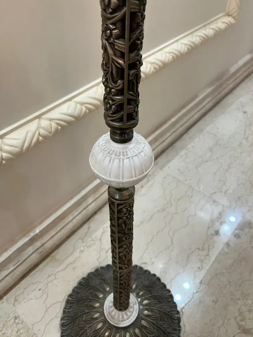 چوب لباسی قدیمی آنتیک|بندرخت و رخت‌آویز|قم, باجک یک|دیوار