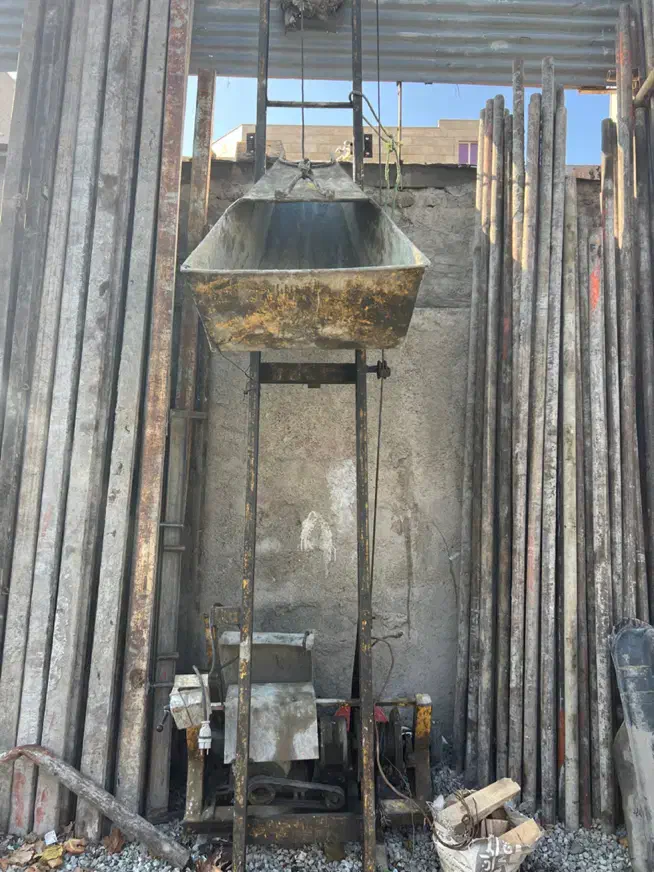 اجاره ستون ریز بالابر میکسر ویبره تخته بنایی بشکه|مصالح و تجهیزات ساختمان|کرج, کلاک پایین|دیوار