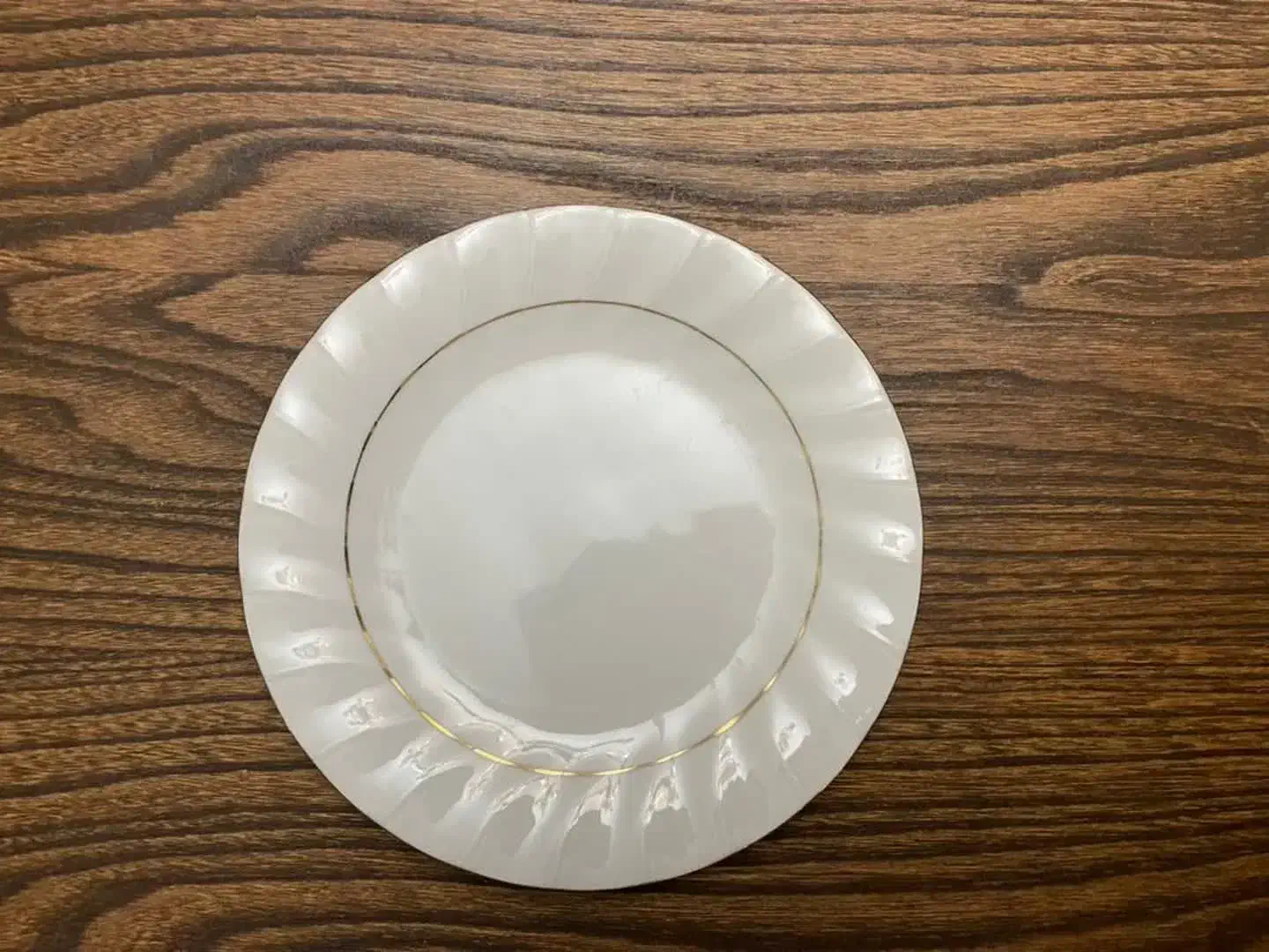 بشقاب چینی ایرانی|ظروف سرو و پذیرایی|فلاورجان, |دیوار