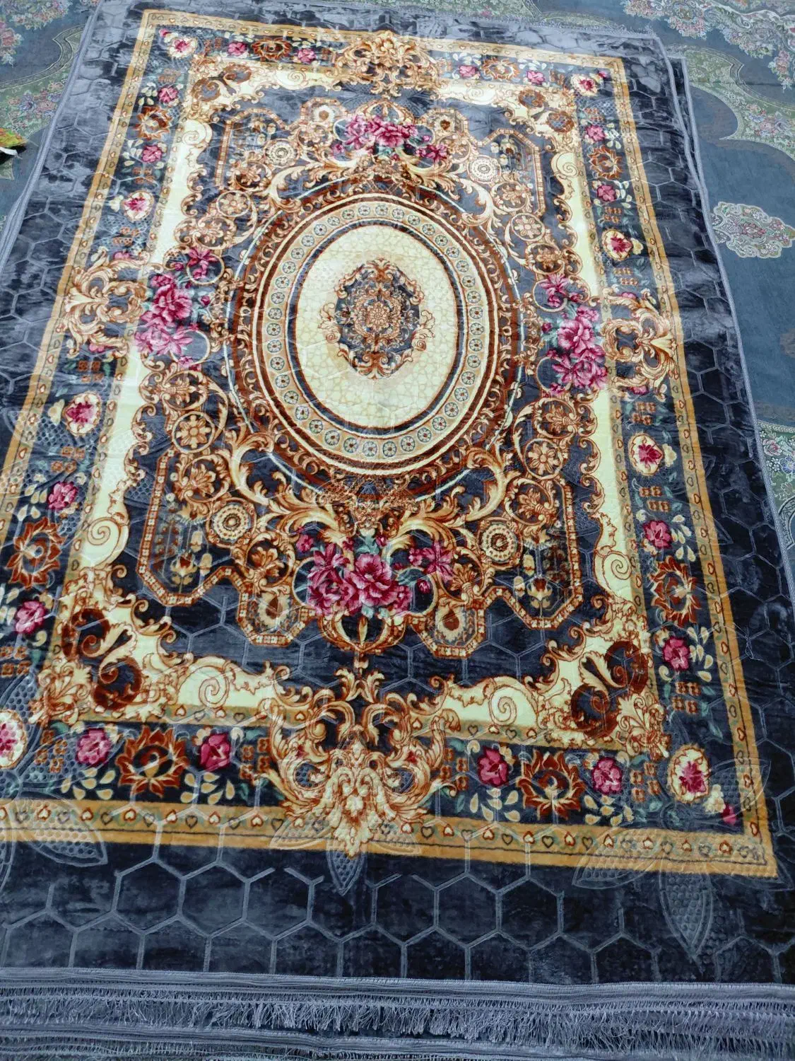 پتوفرش درجه یک|رختخواب، بالش، پتو|بهبهان, |دیوار