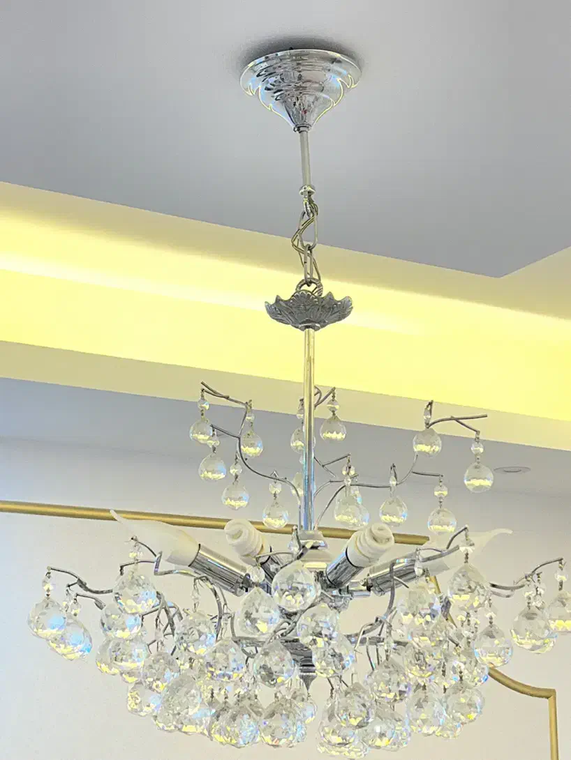 لوستر|لوستر و چراغ آویز|میانه, |دیوار