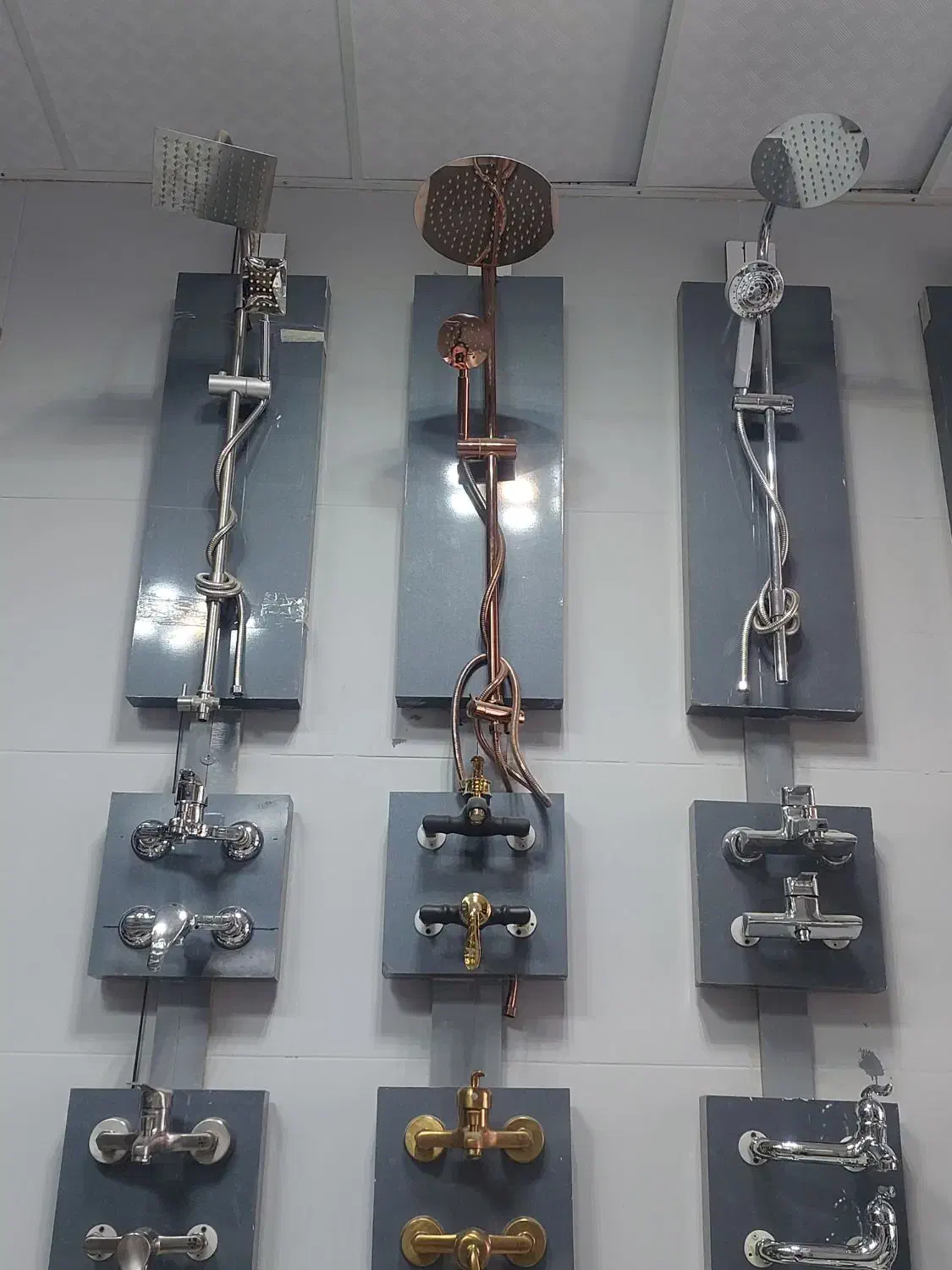 دوش حمام|لوازم حمام|شیروان (خراسان), |دیوار