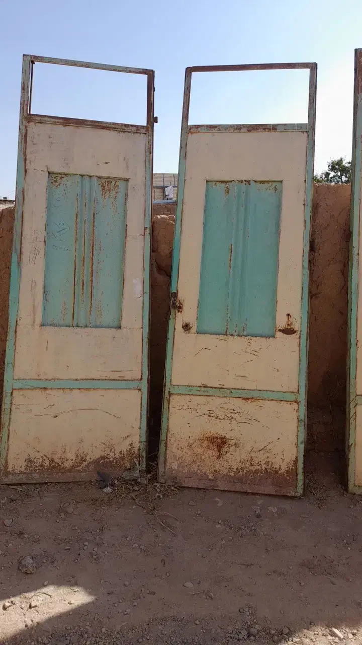 درب گاراژ|مصالح و تجهیزات ساختمان|کاشمر, |دیوار