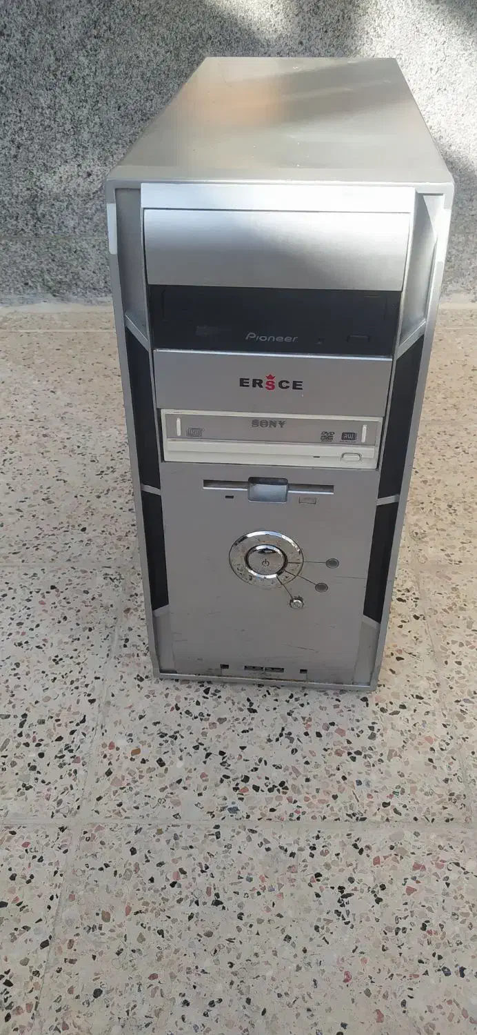 کیس خالی|رایانه رومیزی|گلبهار, شهر جدید گلبهار|دیوار