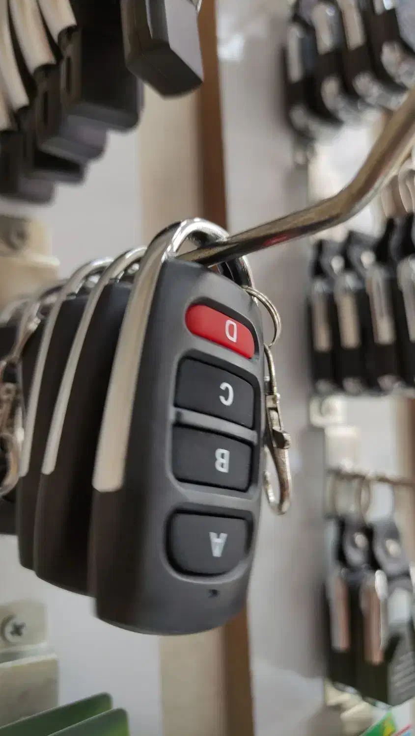 فروش انواع ریموت/دزدگیر خودرو و اماکن ریموت کرکره|قطعات یدکی و لوازم جانبی|شاهرود, |دیوار