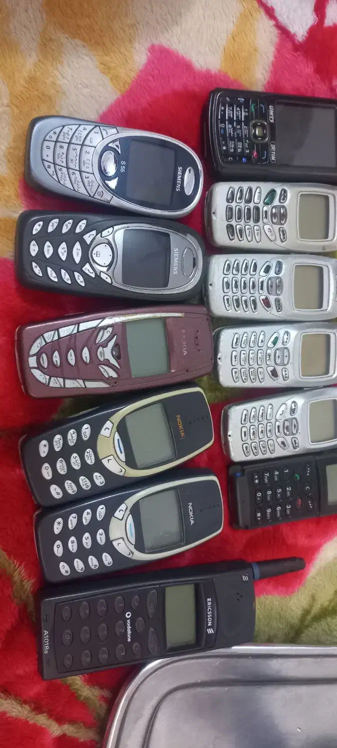 گوشیهای اوراقی شکسته سوخته ساده و لمسی|موبایل|اردکان, |دیوار