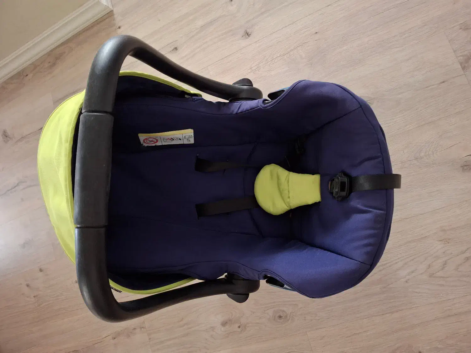 صندلی ماشین|کالسکه و لوازم جانبی|همدان, |دیوار