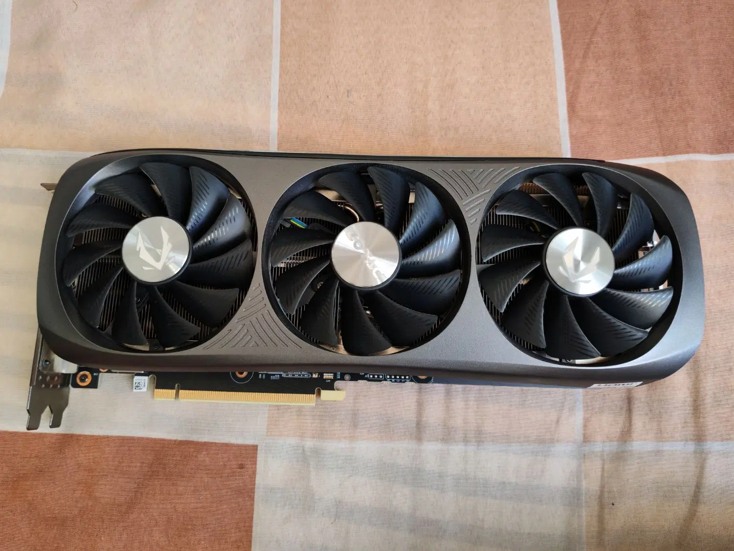 گرافیک قدرتمند Zotac Amp 4070Ti 12GB|قطعات و لوازم جانبی رایانه|تهران, چیتگر جنوبی|دیوار
