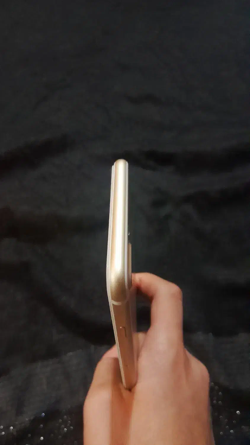 اپل iPhone 7 Plus با حافظهٔ ۱۲۸ گیگابایت|موبایل|بروجرد, |دیوار