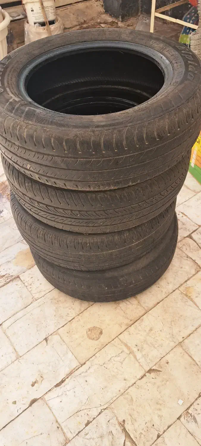 لاستیک سمند|قطعات یدکی و لوازم جانبی|قم, قلعه عموحسین|دیوار