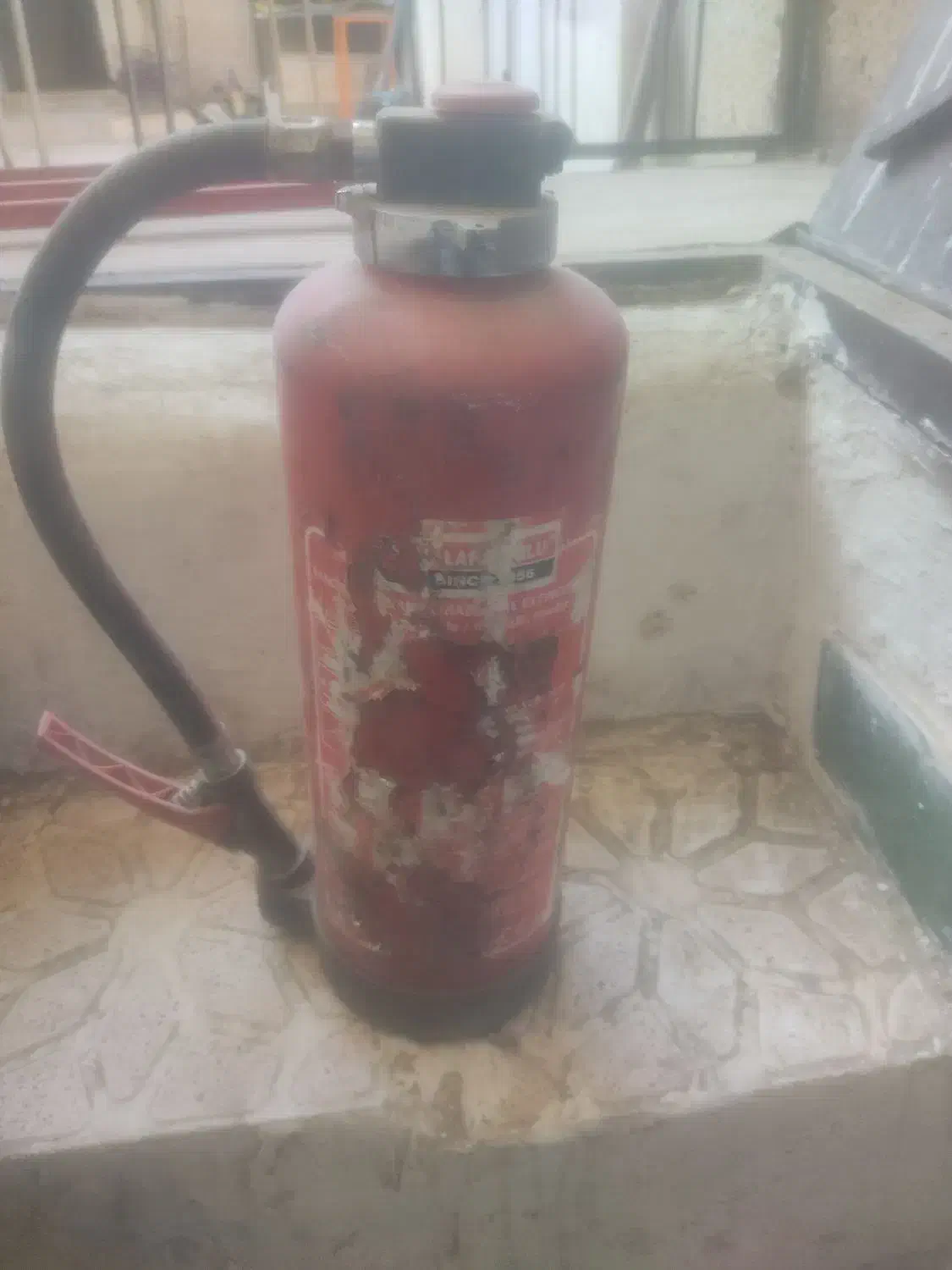 کپسول آتش نشانی ۶ کیلویی|ابزارآلات|مرند, |دیوار