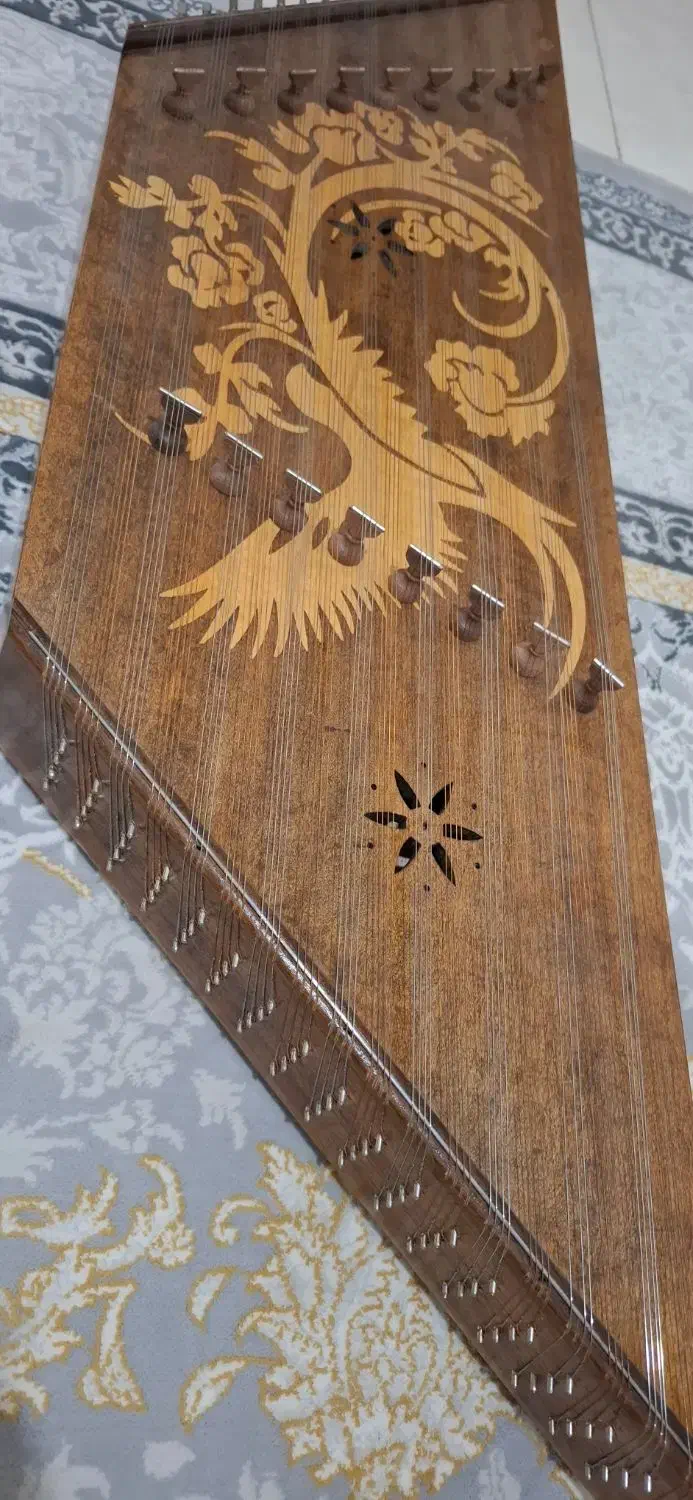 سنتور با مهر وفایی|سازهای سنتی|یاسوج, |دیوار