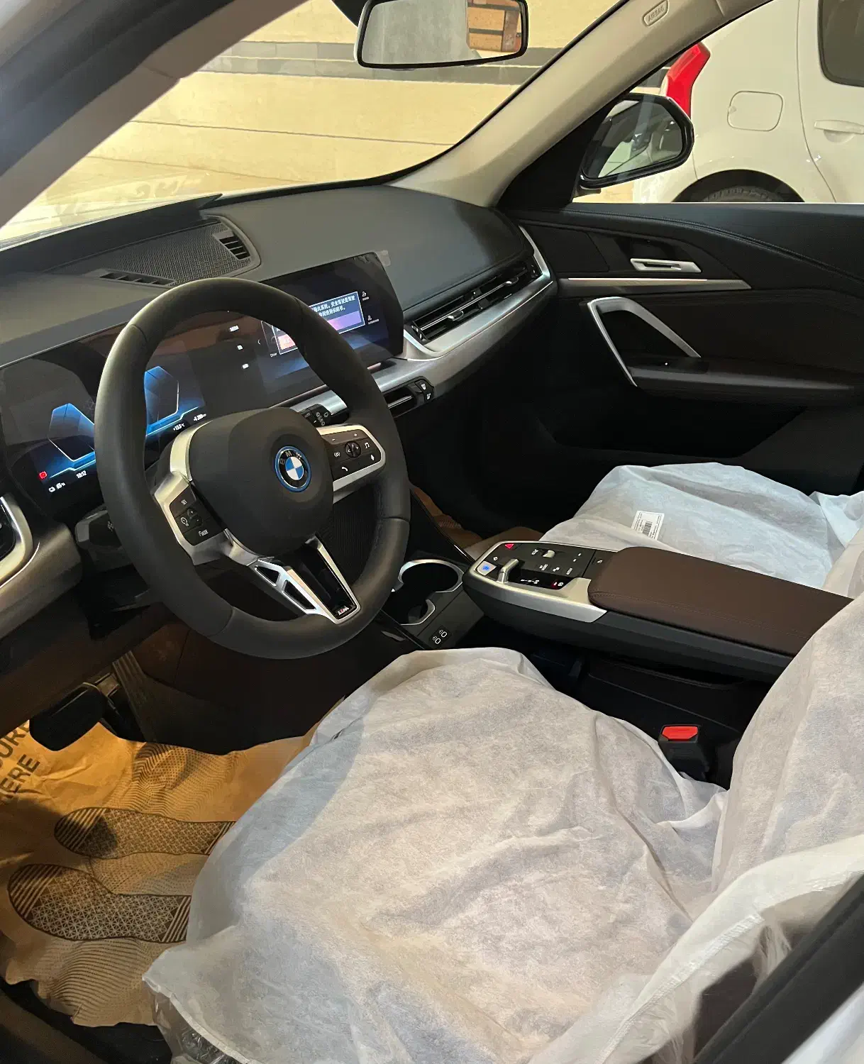 iX1 2025|خودرو سواری و وانت|تهران, مجیدآباد|دیوار