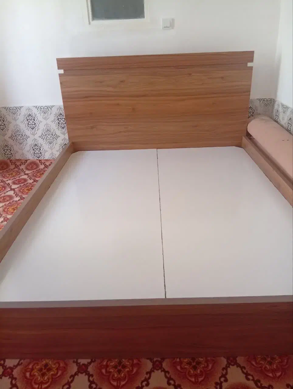 تختخواب دونفره|تخت و سرویس خواب|بیرجند, |دیوار