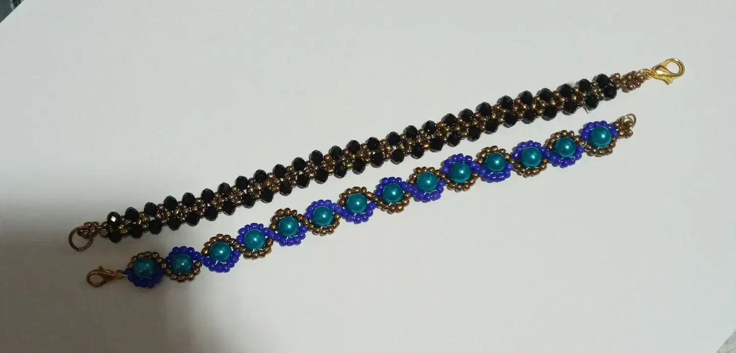 دستبند منجوقی|بدلیجات|بهارستان, |دیوار