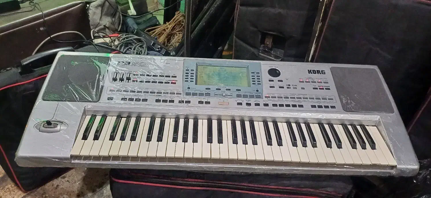 کیبورد پیا ۵۰ تبدیل به ۸۰ تمیز وبی عیب|پیانو، کیبورد، آکاردئون|تاکستان, |دیوار