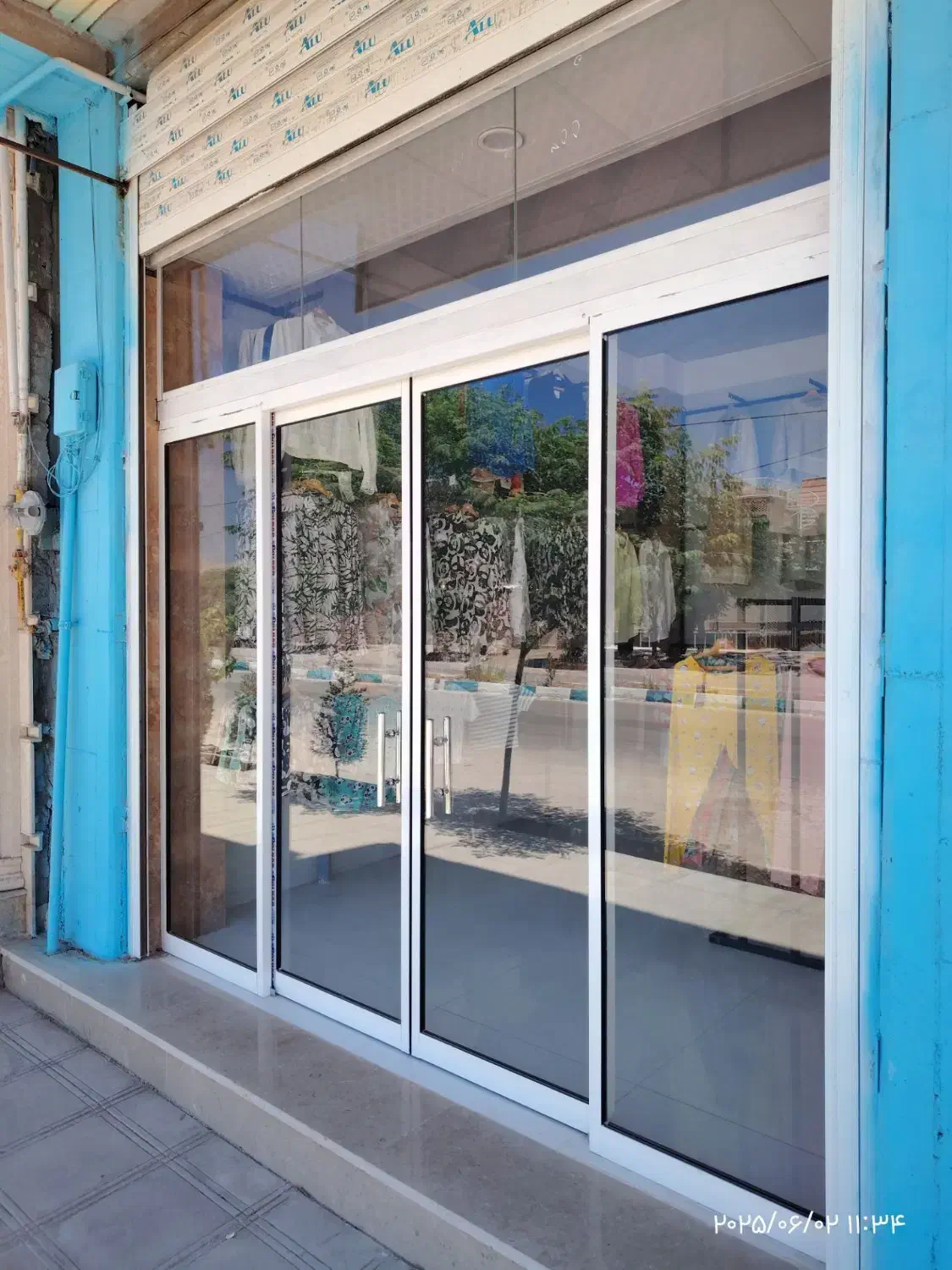 شیشه سکوریت و اپراتور برقی|مصالح و تجهیزات ساختمان|زرند, |دیوار