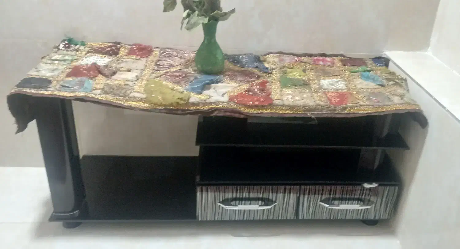 میز تلویزیون شیشه ای|میز تلویزیون|سراب, |دیوار