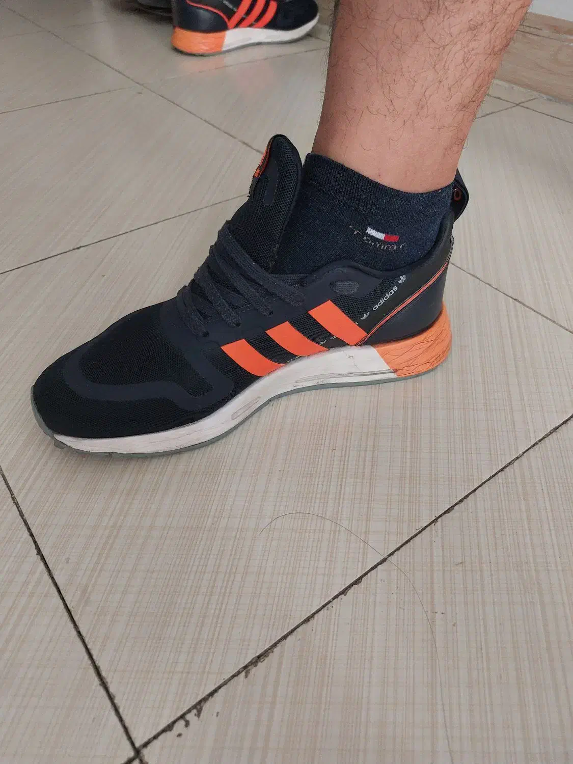 کتونی اورجینال آدیداس ۴۳|کیف، کفش، کمربند|تهران, خزانه|دیوار