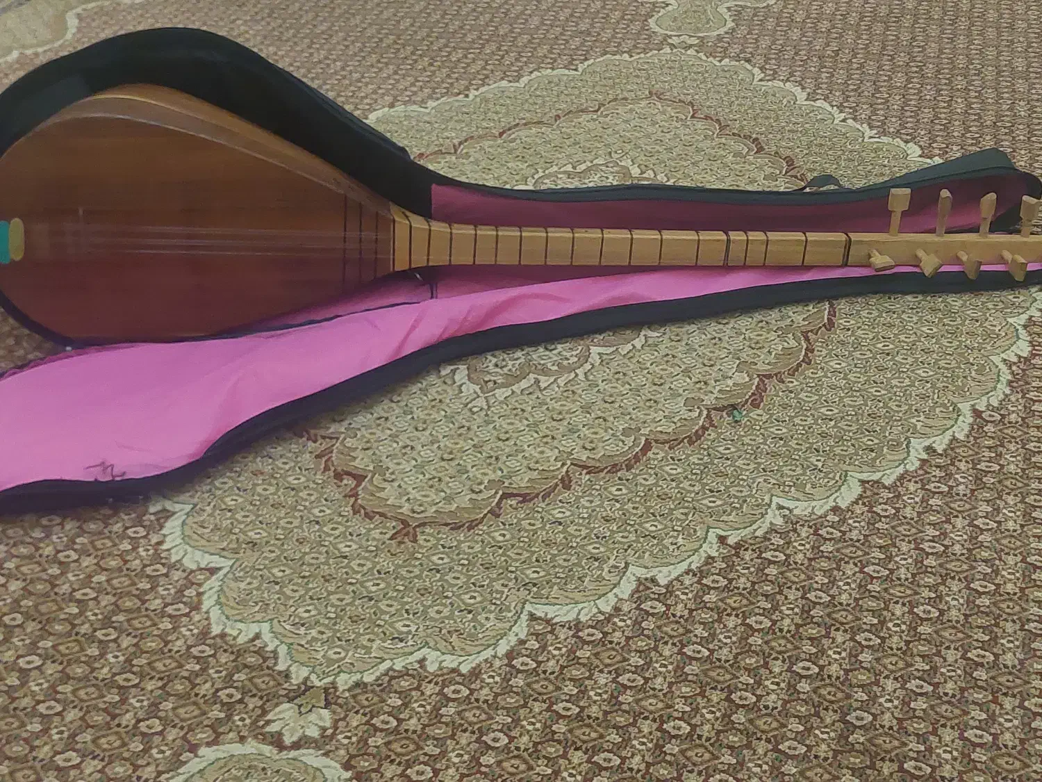 ساز باغلاما|سازهای سنتی|اردبیل, |دیوار