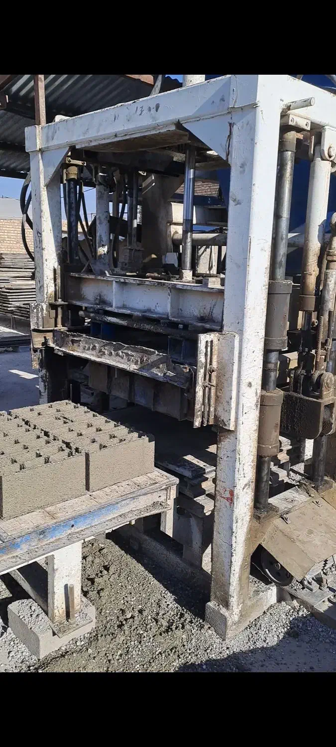 دستگاه بلوک زنی اتوماتیک|ماشینآلات صنعتی|جلفا, |دیوار