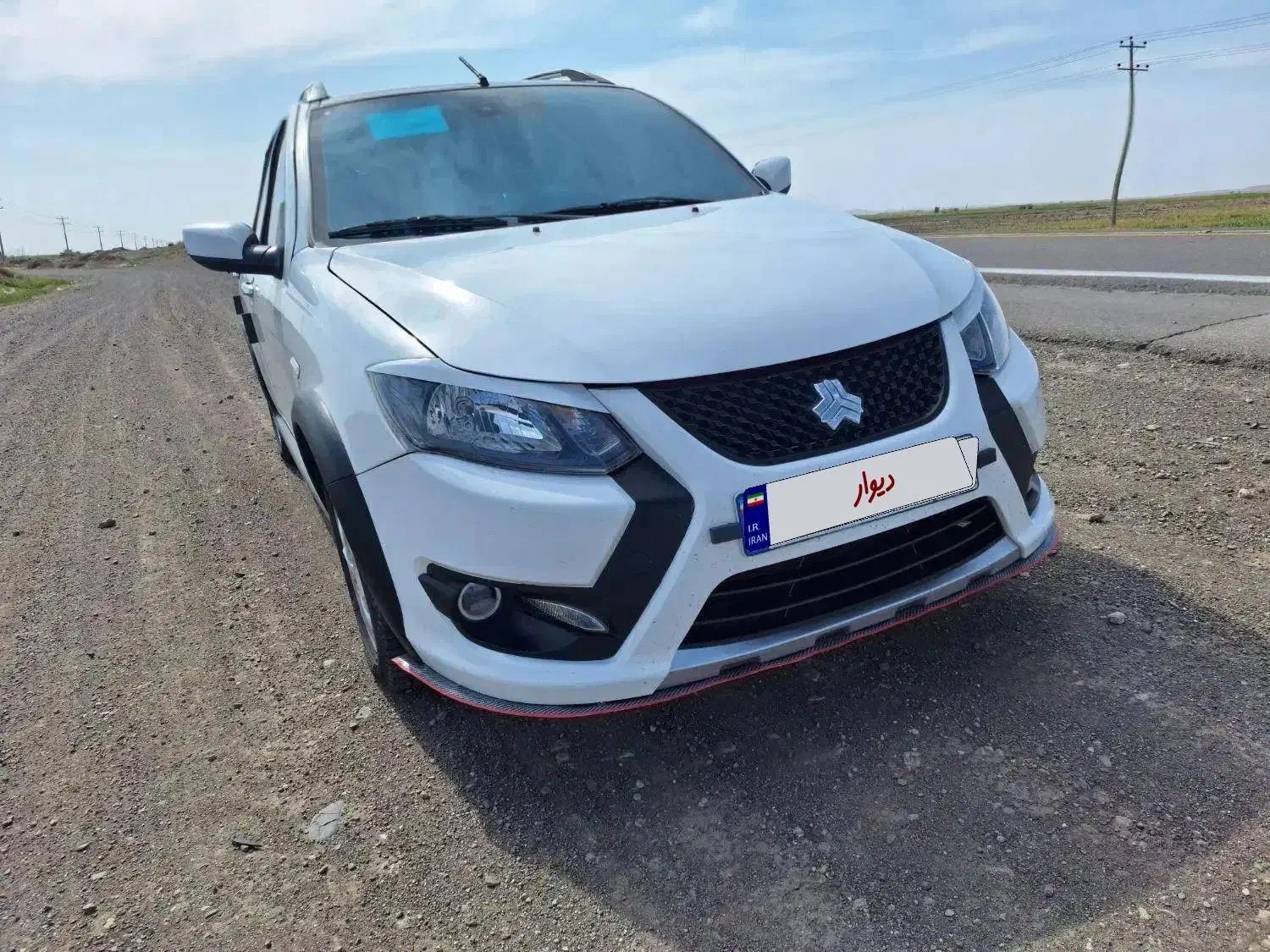 کوئیک RS سفید سقف مشکی پارس خودرو مدل ۱۴۰۲|خودرو سواری و وانت|مشهد, چهنو|دیوار