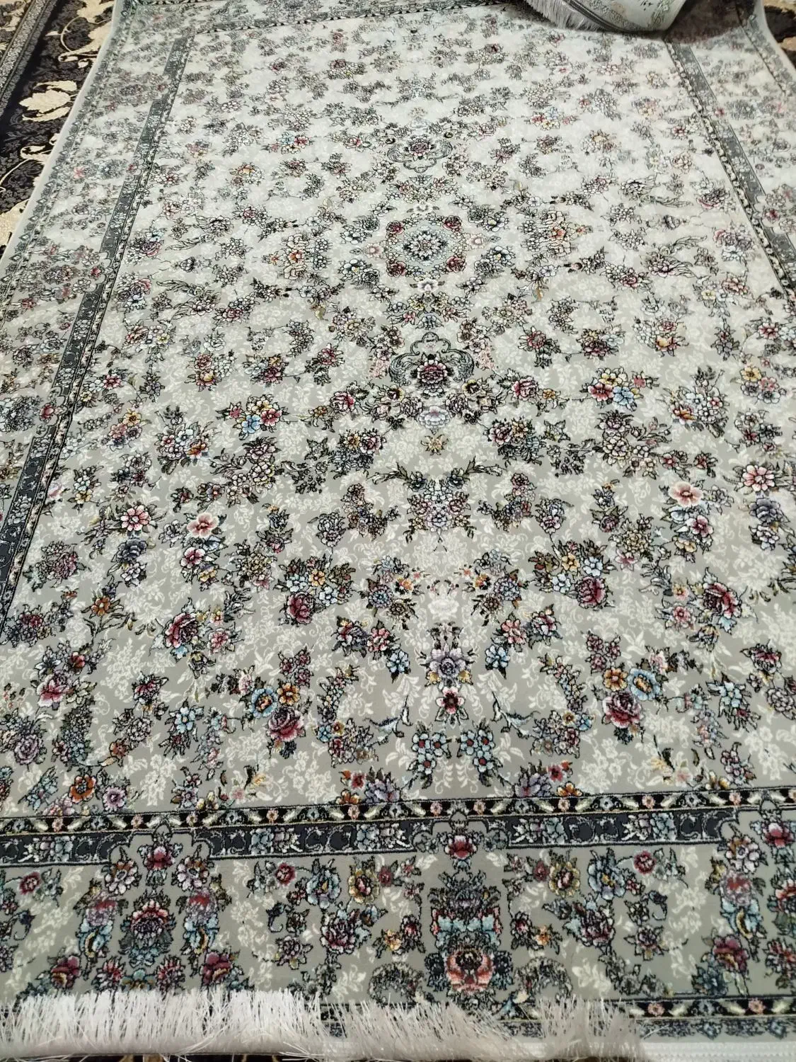 فرش ۹متری ۶متری اکبند|فرش|چهارباغ, |دیوار