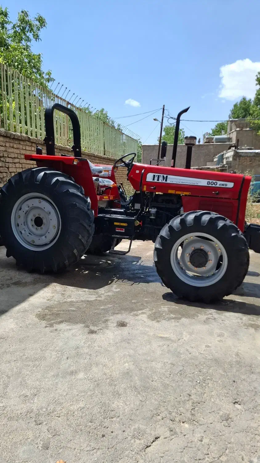 تراکتور ۸۰۰ خشک|خودرو سنگین|سمیرم, |دیوار