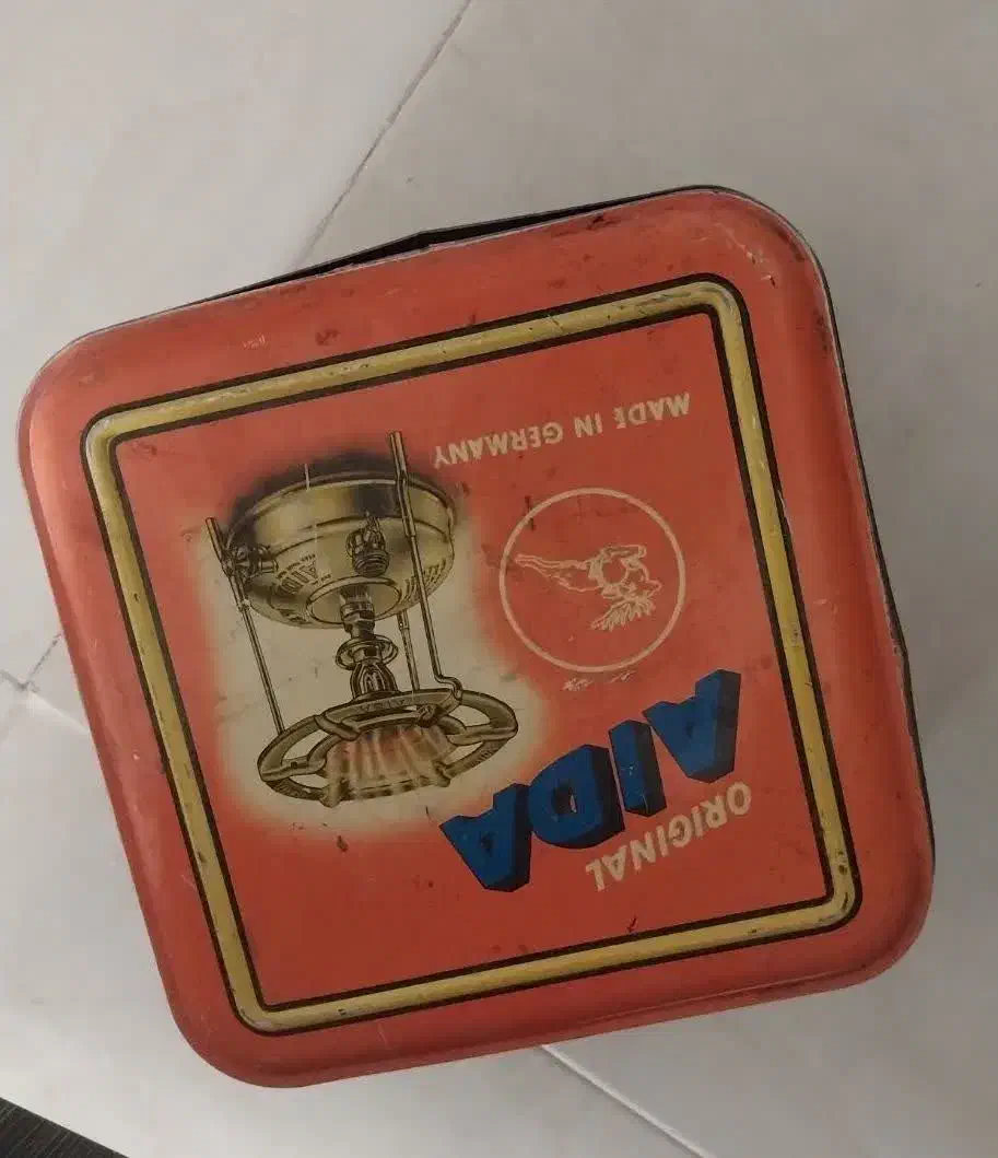 چراغ قدیمی پریموس|کلکسیون اشیاء عتیقه|کرمان, |دیوار