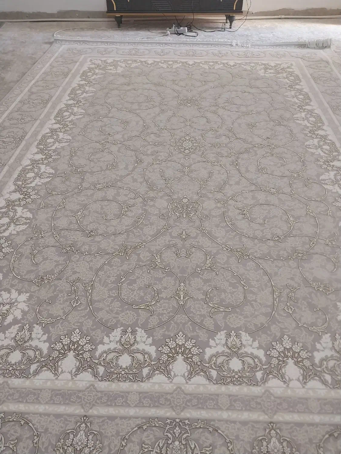 یک تخته فرش ۹متری ۱۲۰۰ شانه اصل|فرش|ایلام, |دیوار