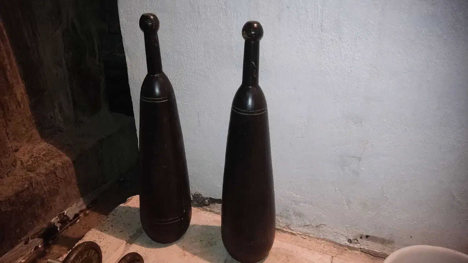 یک جفت میل باستانی... ودوعدد وزنه|تجهیزات ورزشی|تهران, دولاب|دیوار