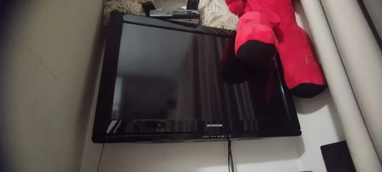 تلویزیون ایکس ویژن|تلویزیون و پروژکتور|ری, سیزده آبان|دیوار