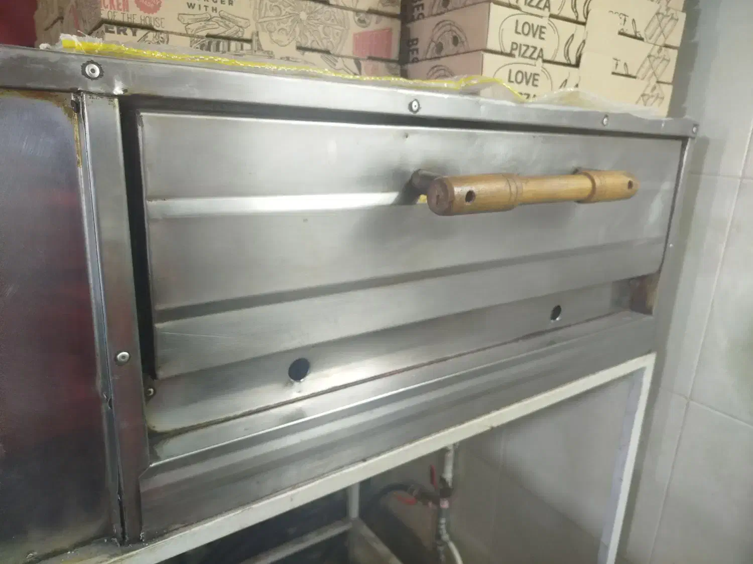 فر پیتزا صندوقی|کافی‌شاپ و رستوران|بروجرد, |دیوار