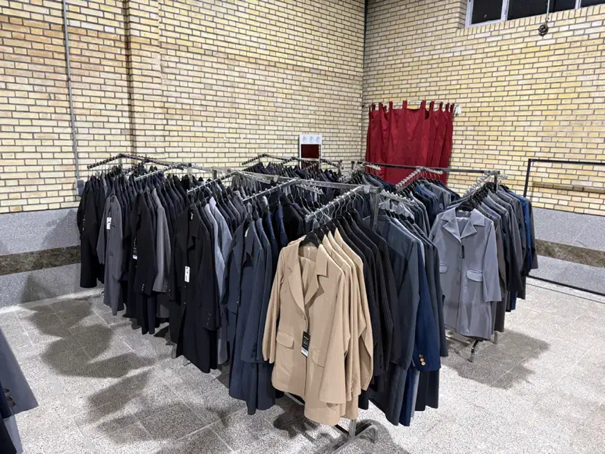 فروشنده خانوم حقوق ۱۴ میلیون|استخدام بازاریابی و فروش|جیرفت, |دیوار