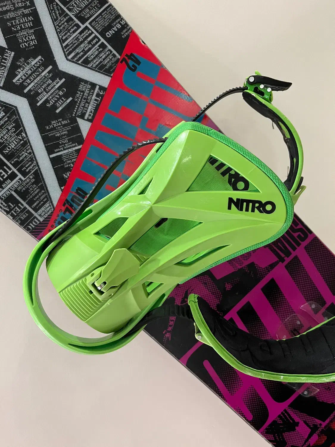 تخته اسنو برد نیترو|ورزش‌های زمستانی|تهران, گلستان (شهرک راه آهن)|دیوار