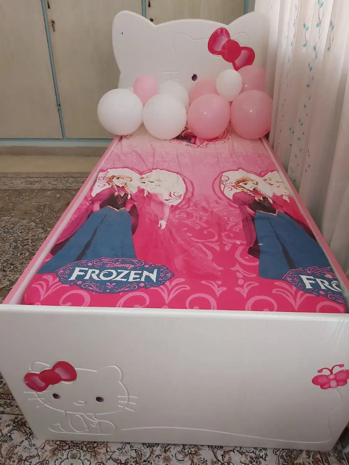 دو عدد تخت دخترونه طرح هلوکیتی با تشک نو|تخت و سرویس خواب|پرند, فاز ۱|دیوار